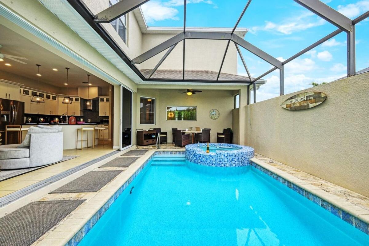 Vacation With Pool. 4 Bedrooms. Sleeps 10 *